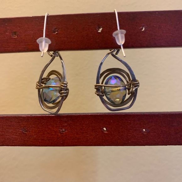 Dangle earrings - Picture 2 of 3